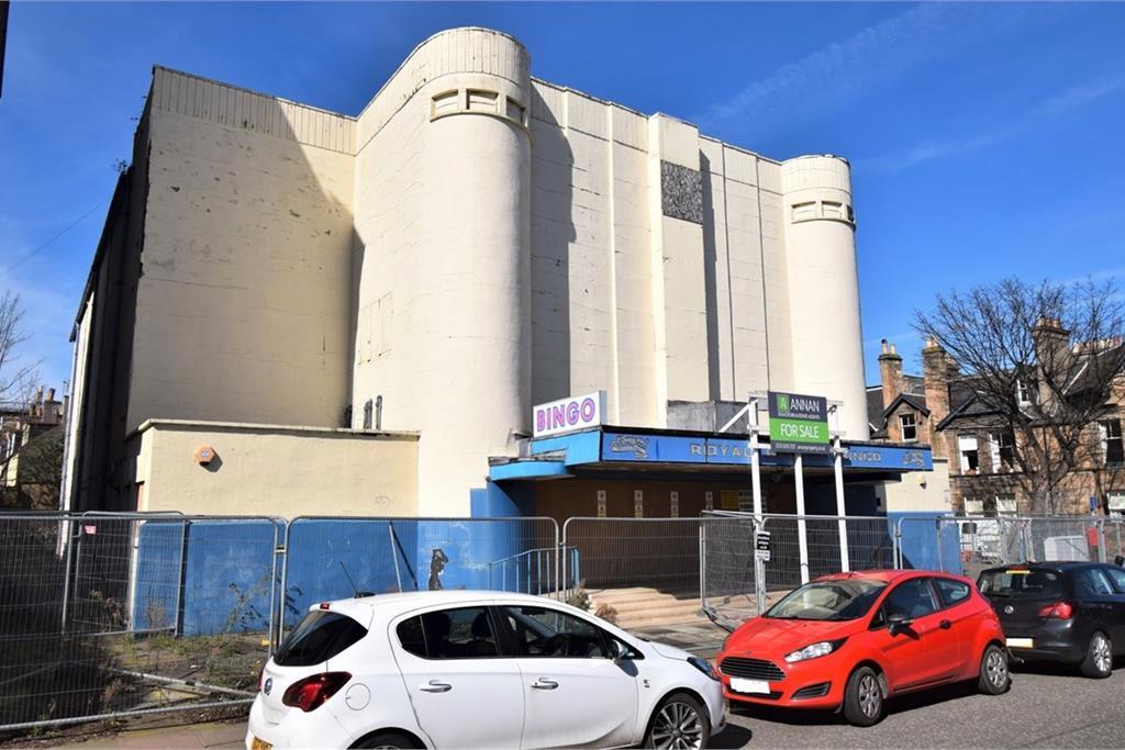 A photograph of a historic former cinema/bingo hall in Portobello, Edinburgh.